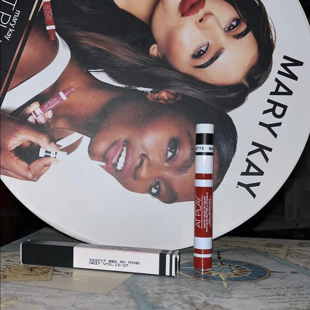 Mary Kay Matte Liquid Lipstick At play Red My Mind